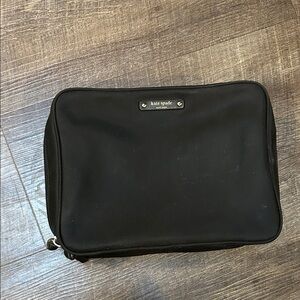 Travel makeup bag